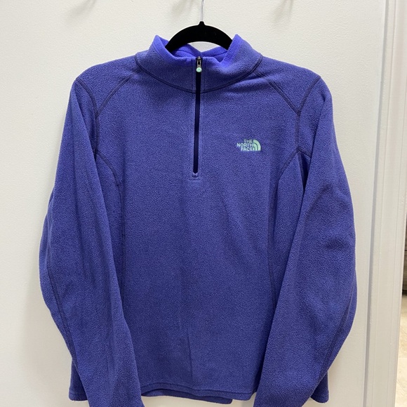 SOLD ON DEPOP @briethom The North Face Fleece - Picture 3 of 4